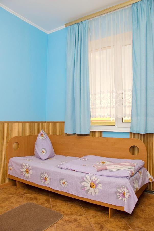 Galitsiya Hotel Lviv Oda fotoğraf